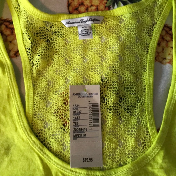 Yellow tank top with lace back - Picture 2 of 4